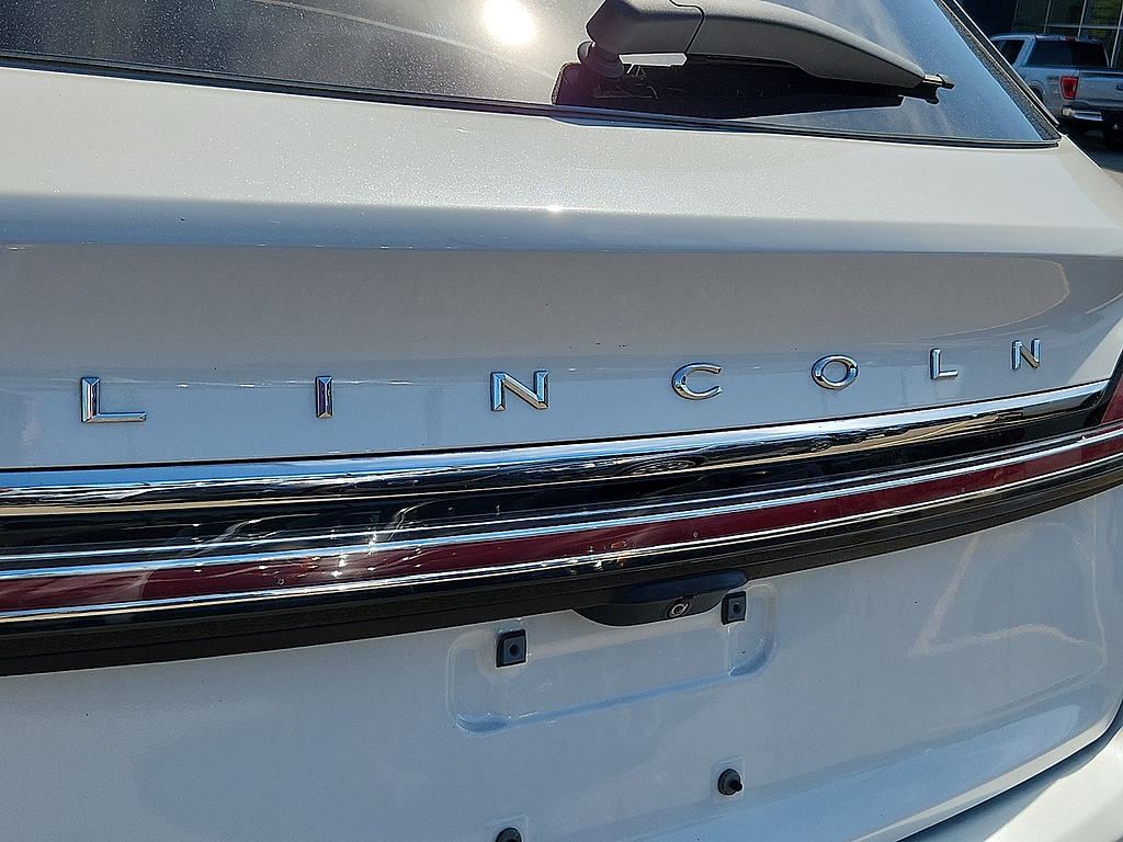 2023 Lincoln Nautilus Reserve Pristine White at Solomon Chevrolet