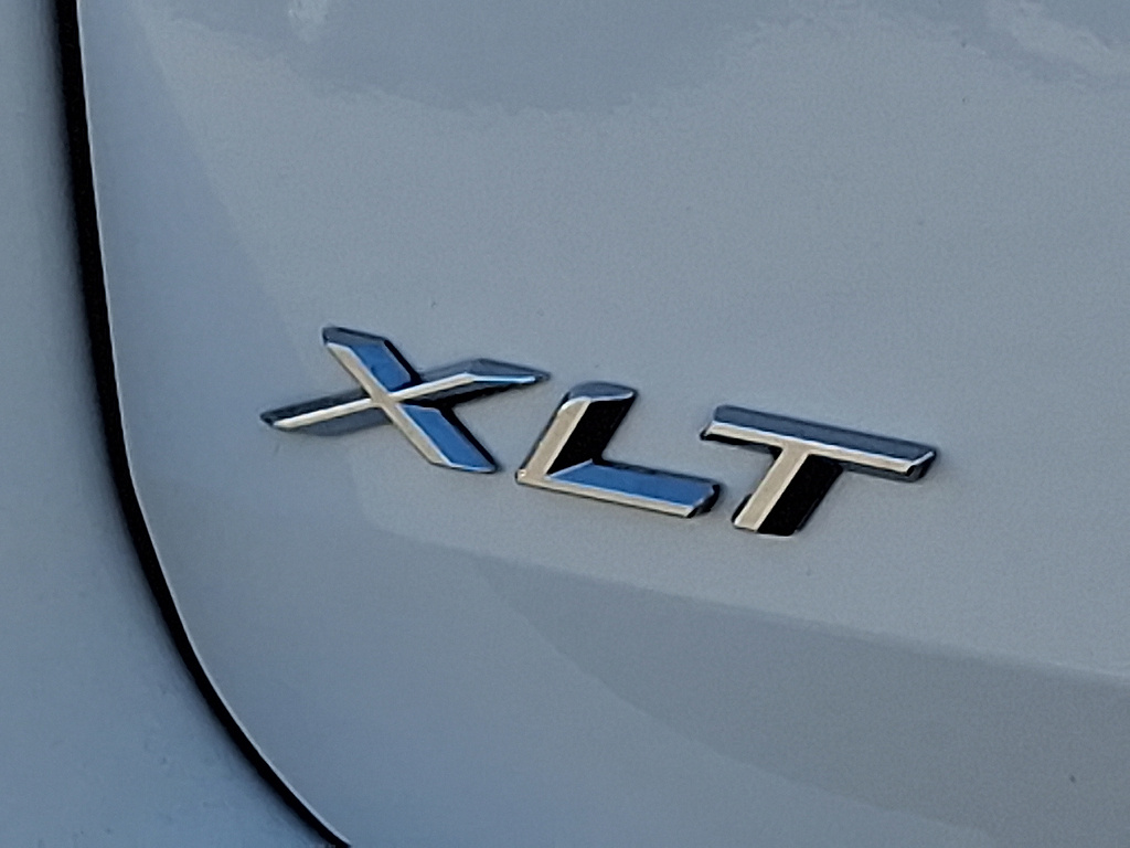 2024 Ford Explorer XLT Star White Metallic Tri-Coat at Washington Ford