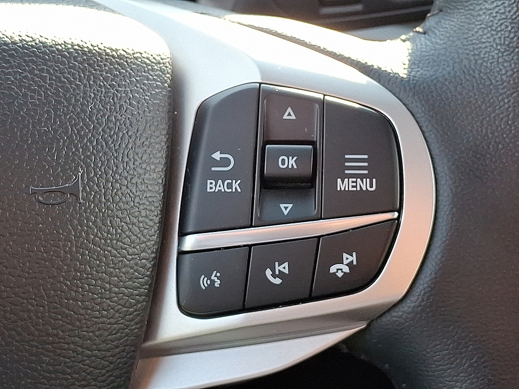 2024 Ford Explorer XLT Star White Metallic Tri-Coat at Washington Ford