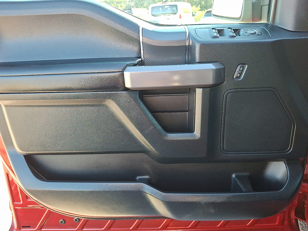 2020 Ford F-150 photo 12 of 31