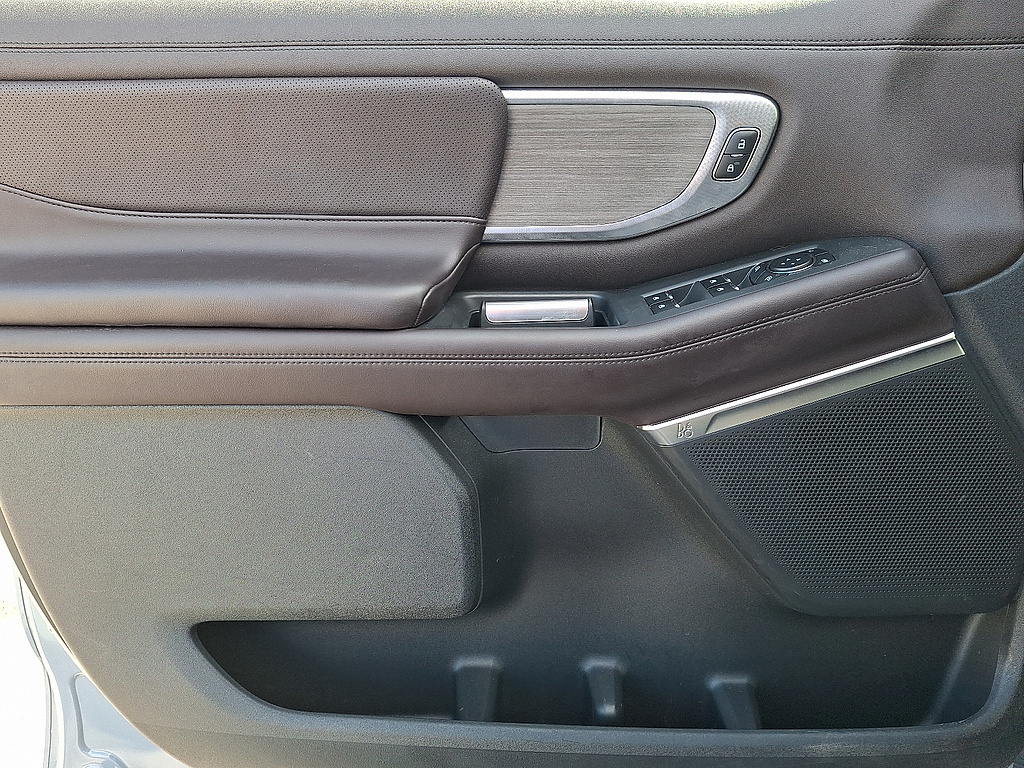 2025 Ford Expedition Max Platinum Glacier Gray Metallic Tri-Coat at Lake View Ford