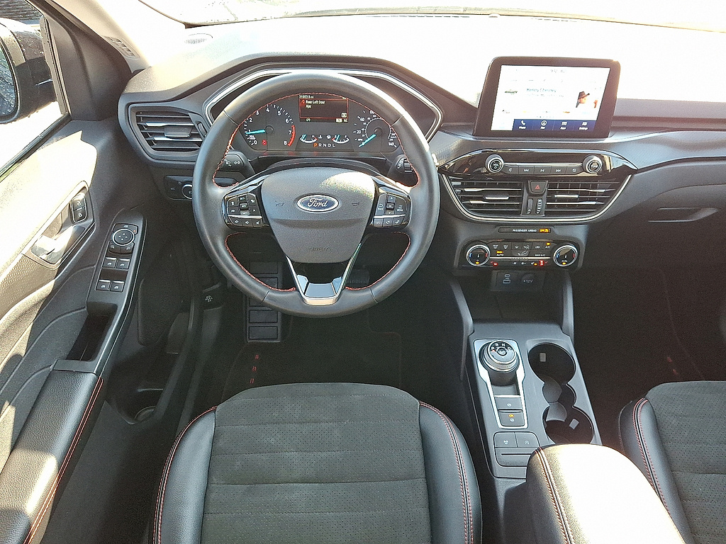 2022 Ford Escape SEL Agate Black at Washington Ford