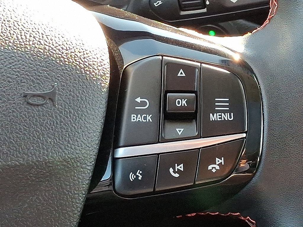 2022 Ford Escape SEL Agate Black at Washington Ford