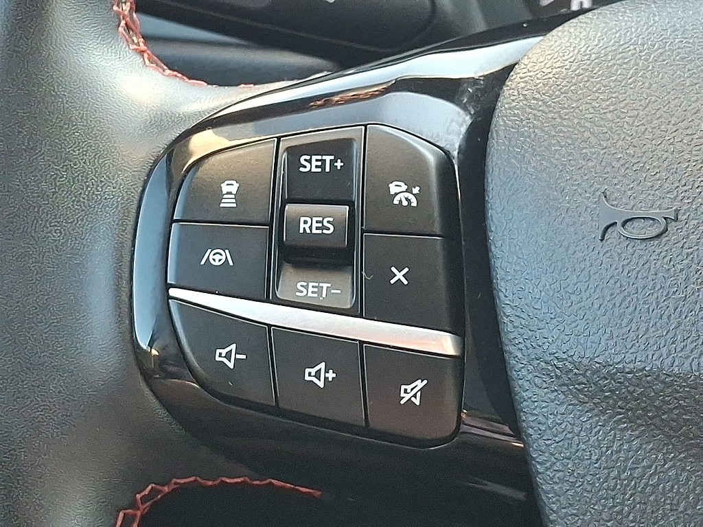 2022 Ford Escape SEL Agate Black at Washington Ford