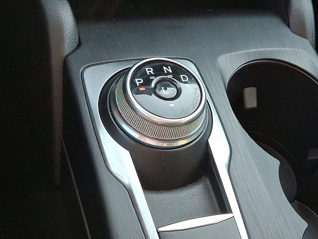 2022 Ford Escape SEL Agate Black at Washington Ford