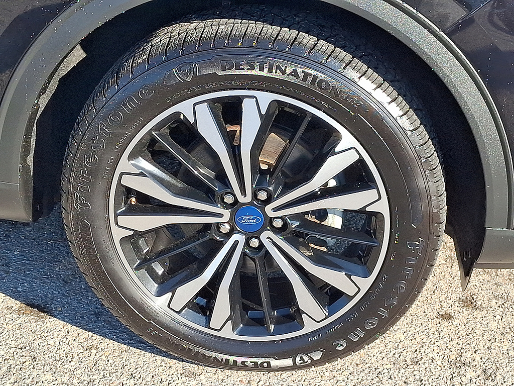2022 Ford Escape SEL Agate Black at Washington Ford