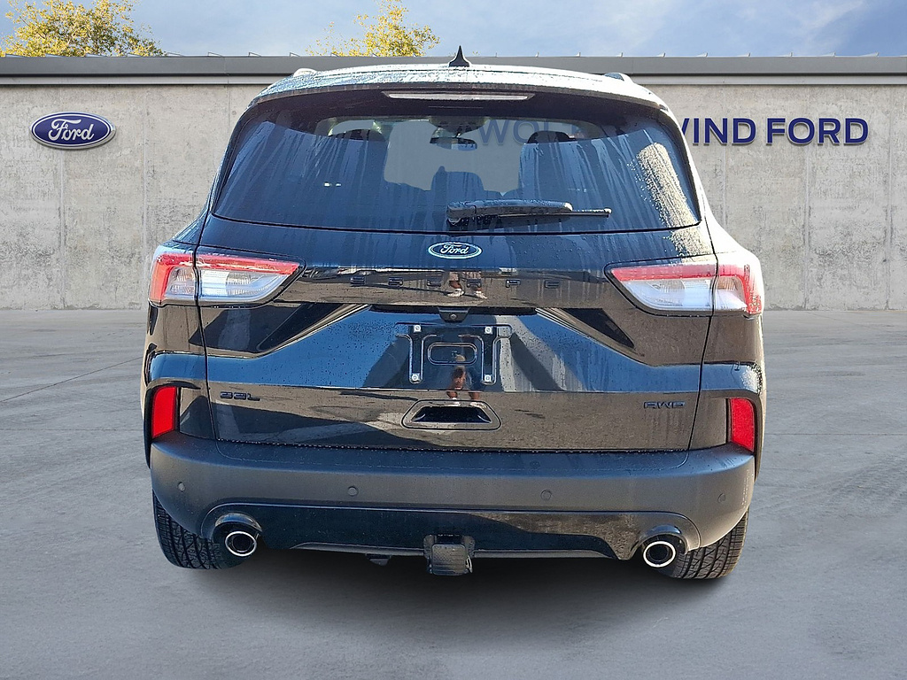 2022 Ford Escape SEL Agate Black at Washington Ford