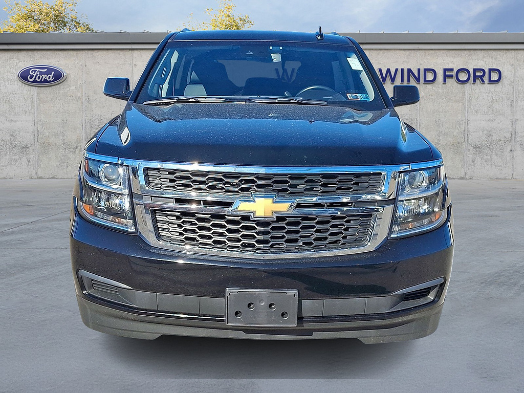 2020 Chevrolet Tahoe photo 2 of 31