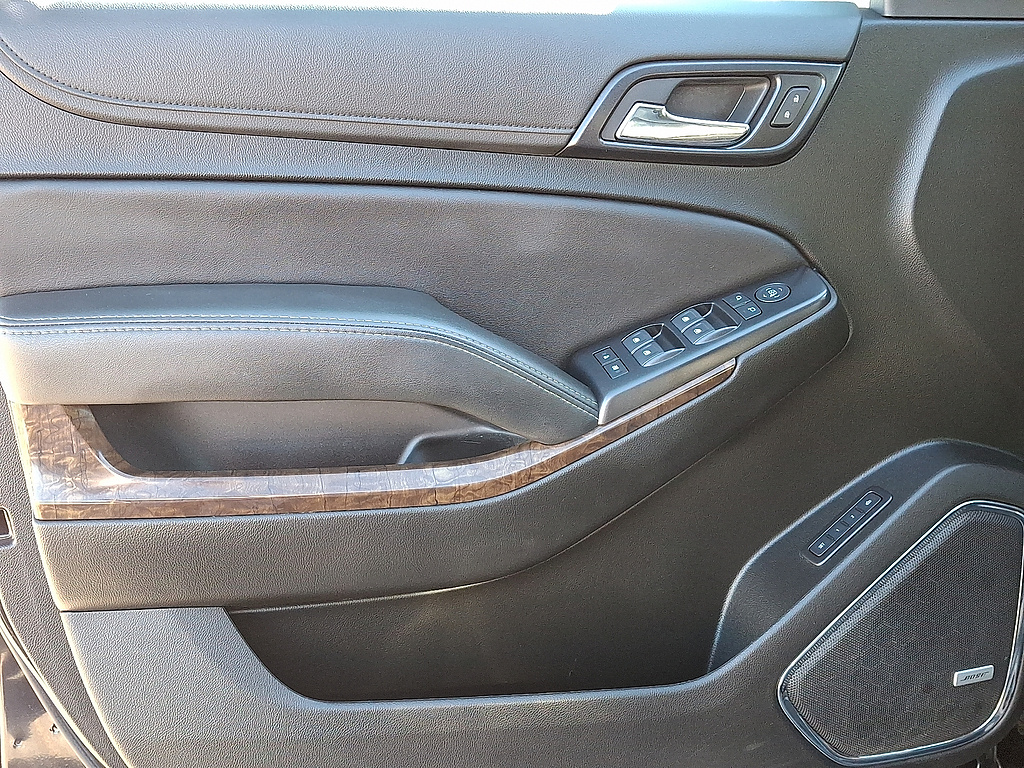 2020 Chevrolet Tahoe photo 13 of 31