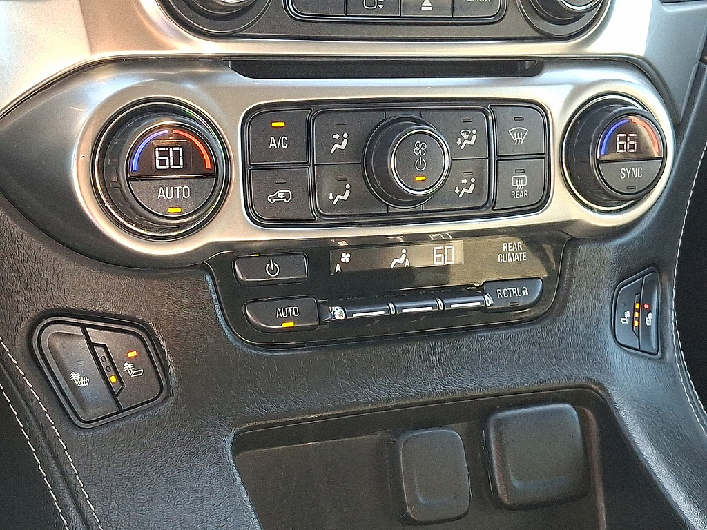 2020 Chevrolet Tahoe photo 17 of 31
