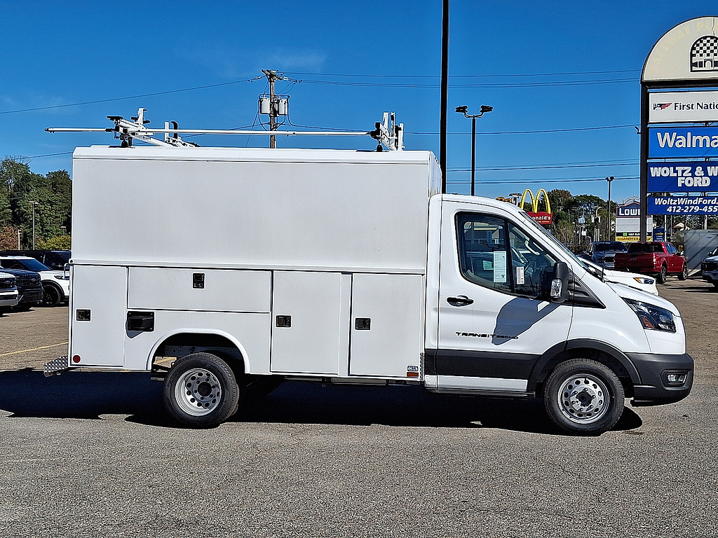 2026 Ford Transit Cutaway photo 7 of 16
