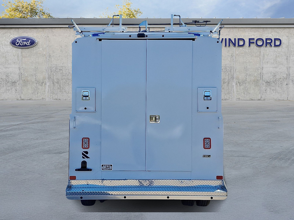 2026 Ford Transit Cutaway photo 5 of 16