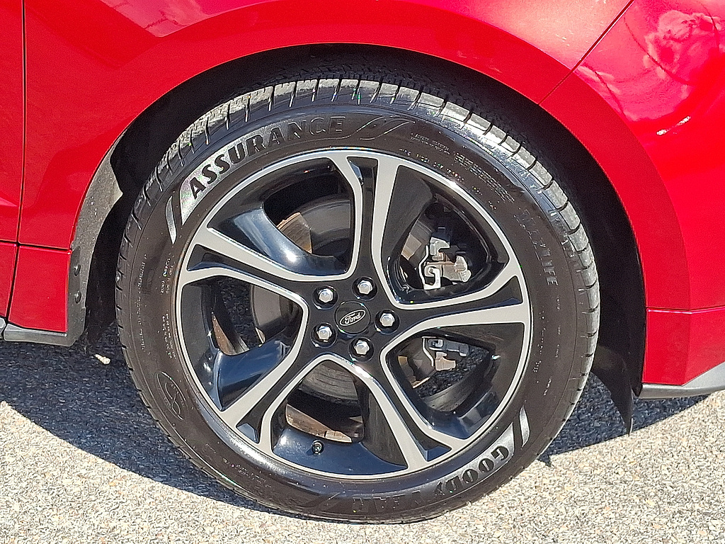 2020 Ford Edge ST Rapid Red Metallic Tinted Clearcoat at Lake View Ford