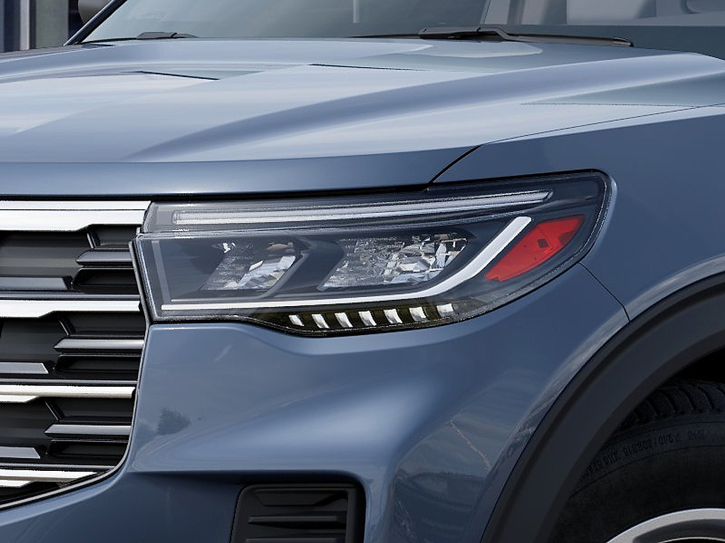 2027 Ford Explorer photo 18 of 23