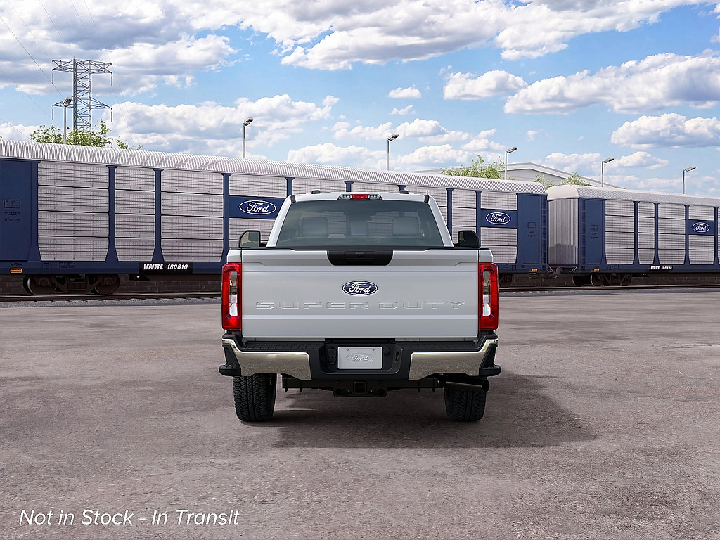 2027 Ford Super Duty F-350 SRW photo 7 of 22
