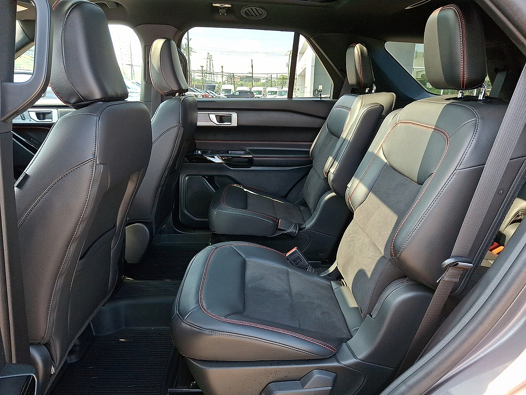 2024 Ford Explorer ST-Line Carbonized Gray at Woltz & Wind Ford