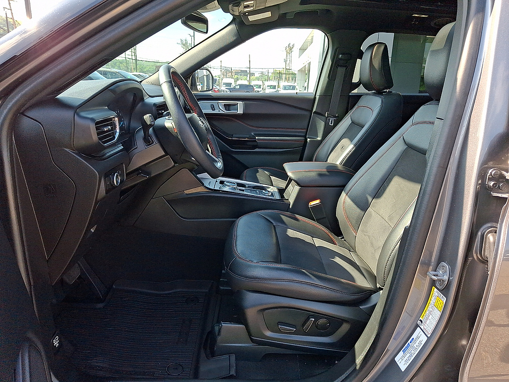 2024 Ford Explorer ST-Line Carbonized Gray at Woltz & Wind Ford
