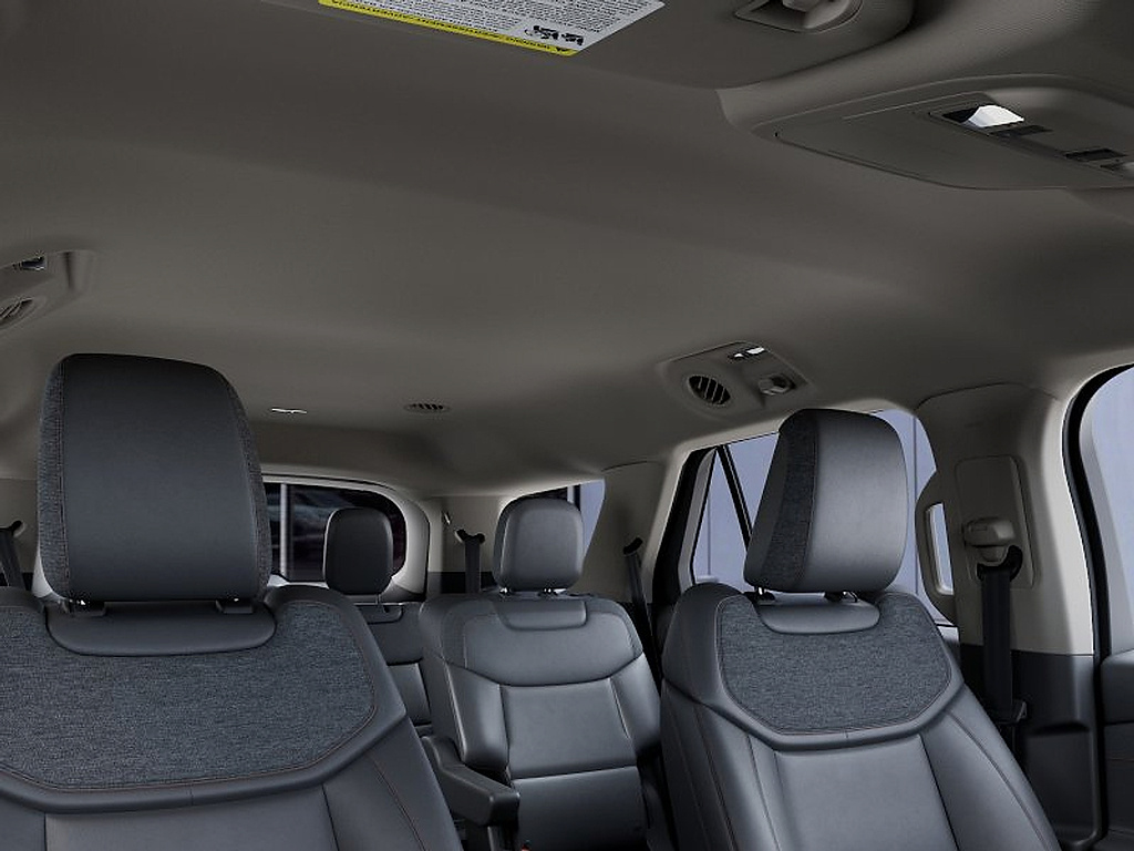 2027 Ford Explorer photo 22 of 23
