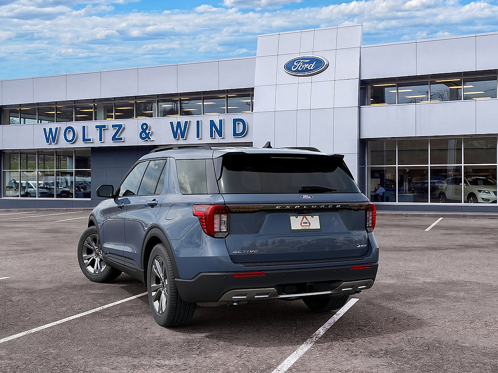 2027 Ford Explorer photo 8 of 23
