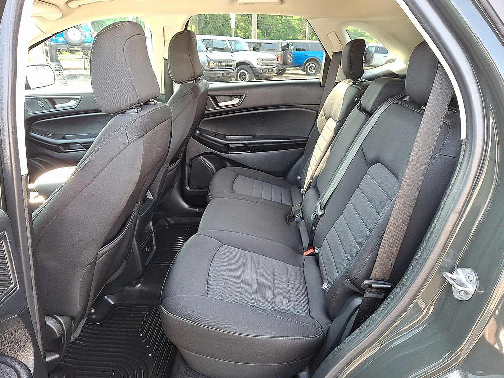 2022 Ford Edge SE Forged Green at Nick Chevrolet