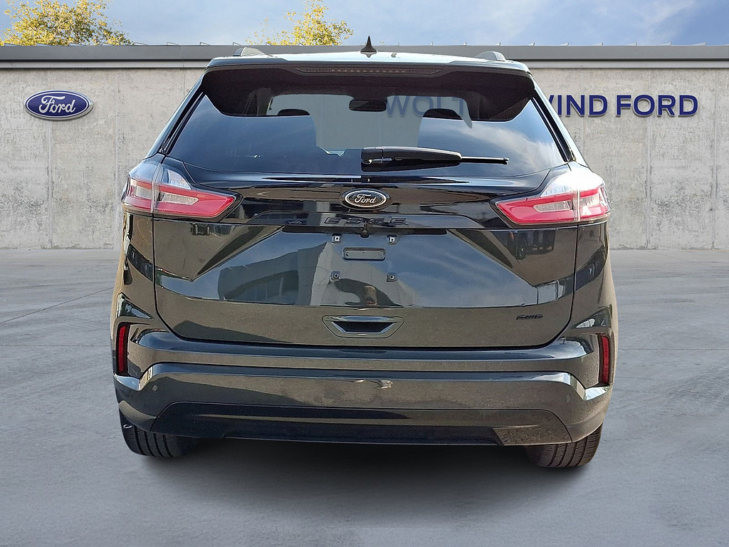 2022 Ford Edge SE Forged Green at Nick Chevrolet