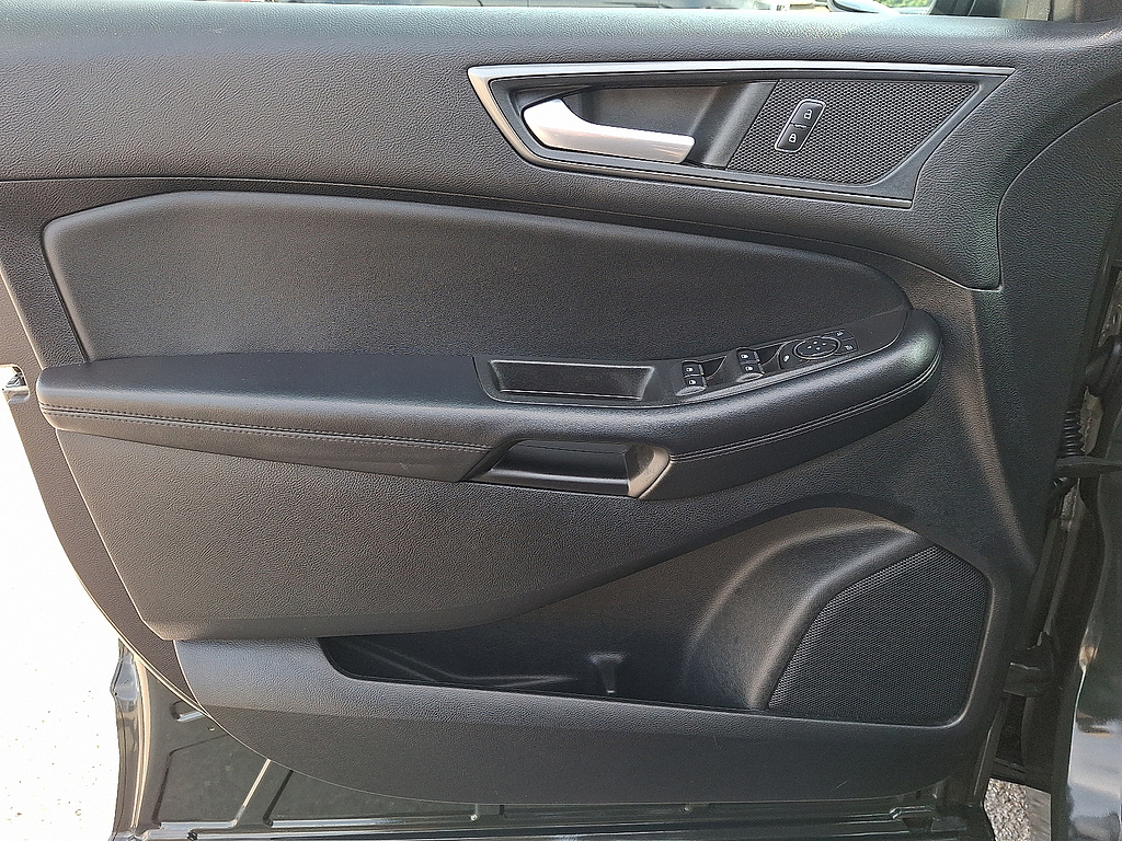 2022 Ford Edge SE Forged Green at Nick Chevrolet