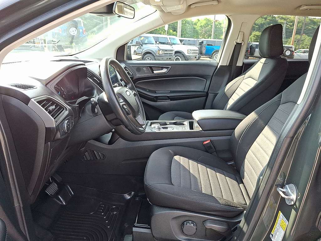 2022 Ford Edge SE Forged Green at Nick Chevrolet