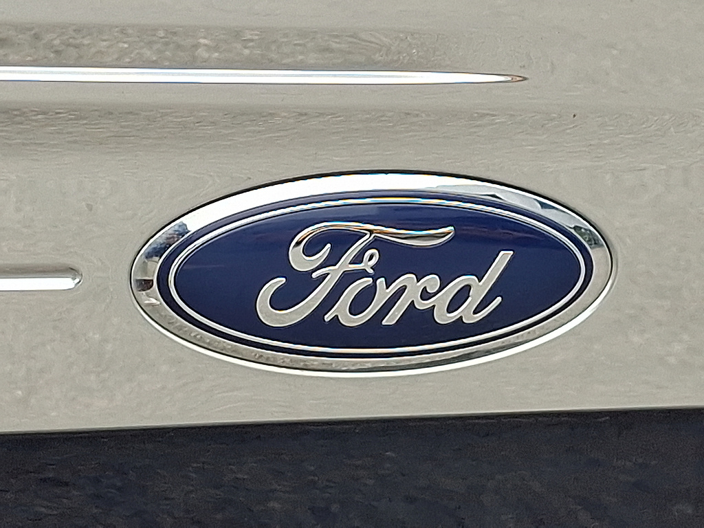 2023 Ford F-150 Limited Antimatter Blue at Washington Ford