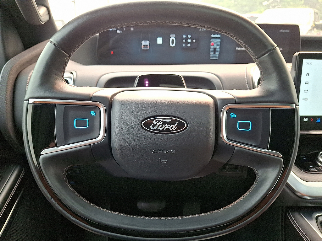 2025 Ford Expedition Platinum  at Lake View Ford