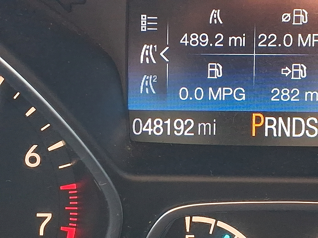 2017 Ford Escape photo 20 of 31