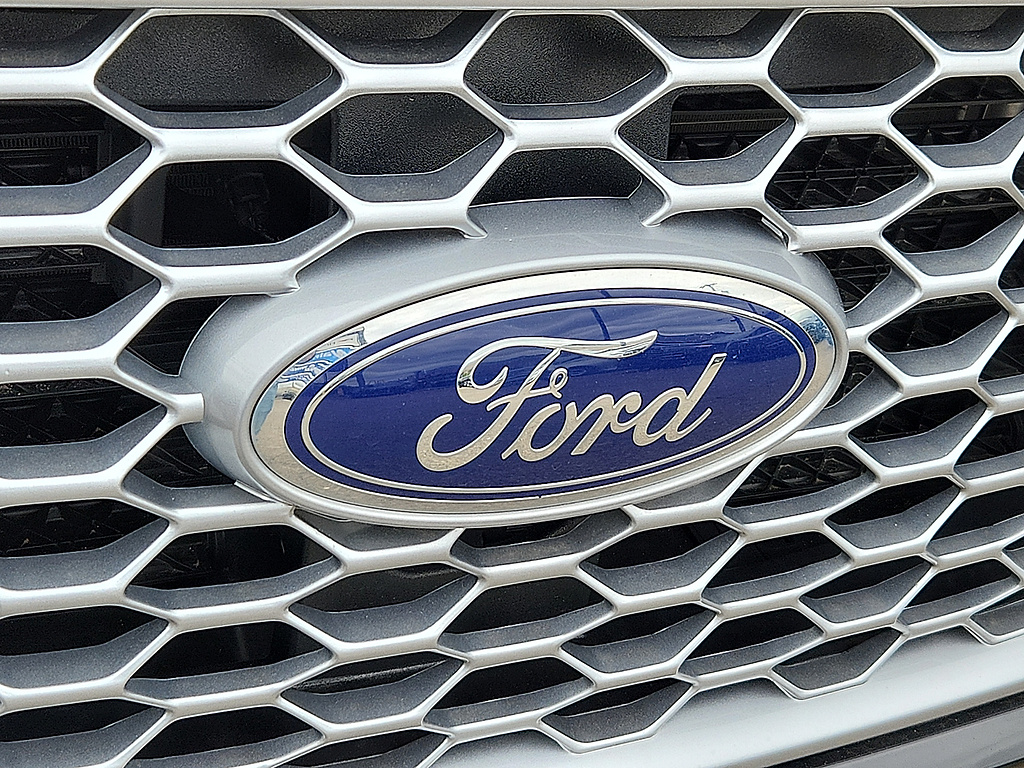 2024 Ford Edge SEL Agate Black at McCandless Ford