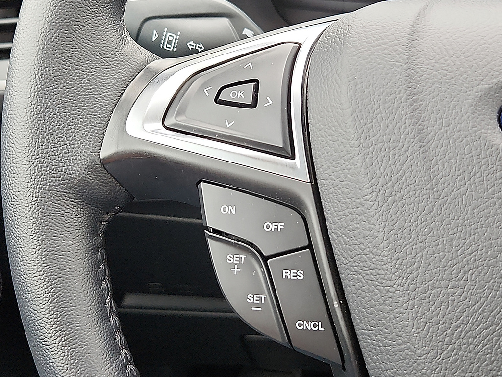 2024 Ford Edge SEL Agate Black at McCandless Ford