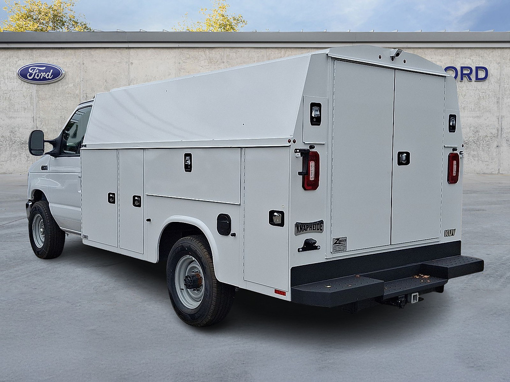 2027 Ford E-Series Cutaway E-350 SRW 138" WB Oxford White at Woltz & Wind Ford