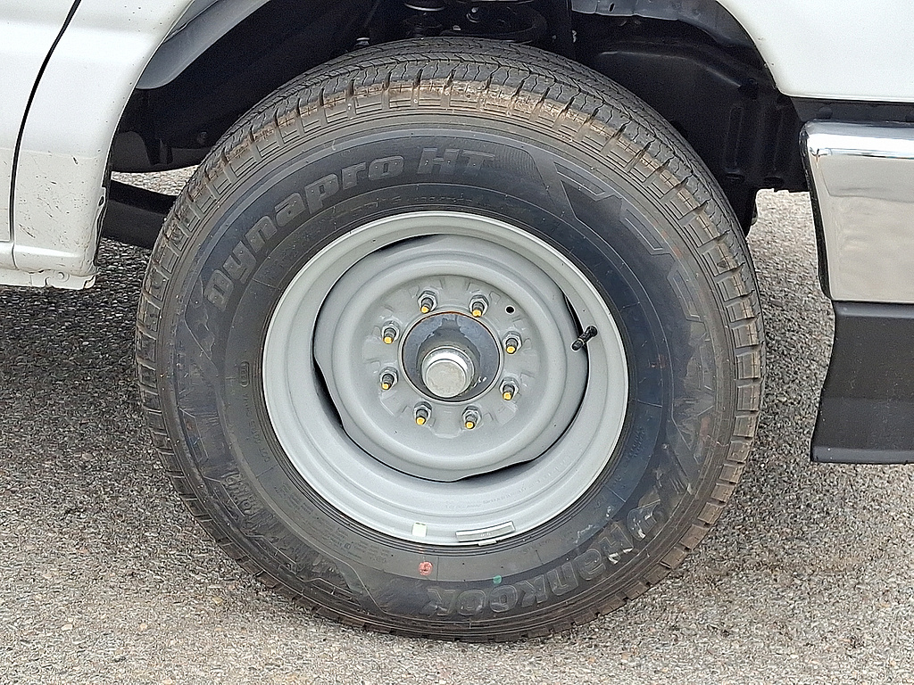 2027 Ford E-Series Cutaway E-350 SRW 138" WB Oxford White at Woltz & Wind Ford