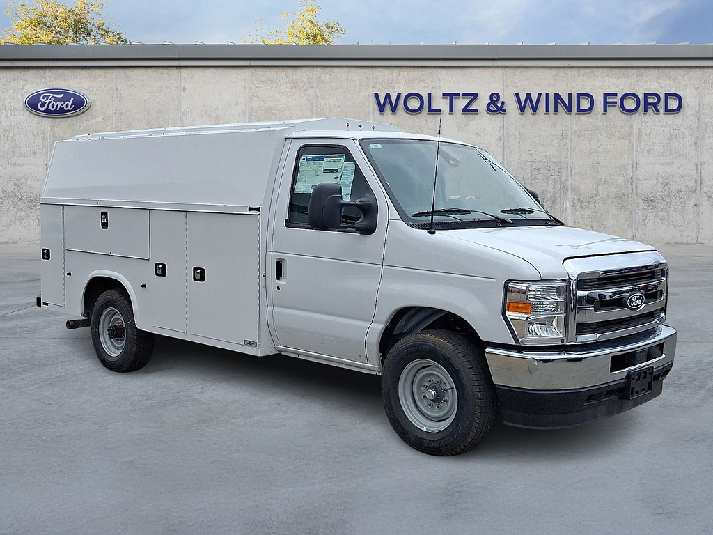 2027 Ford E-Series Cutaway E-350 SRW 138" WB Oxford White at Woltz & Wind Ford