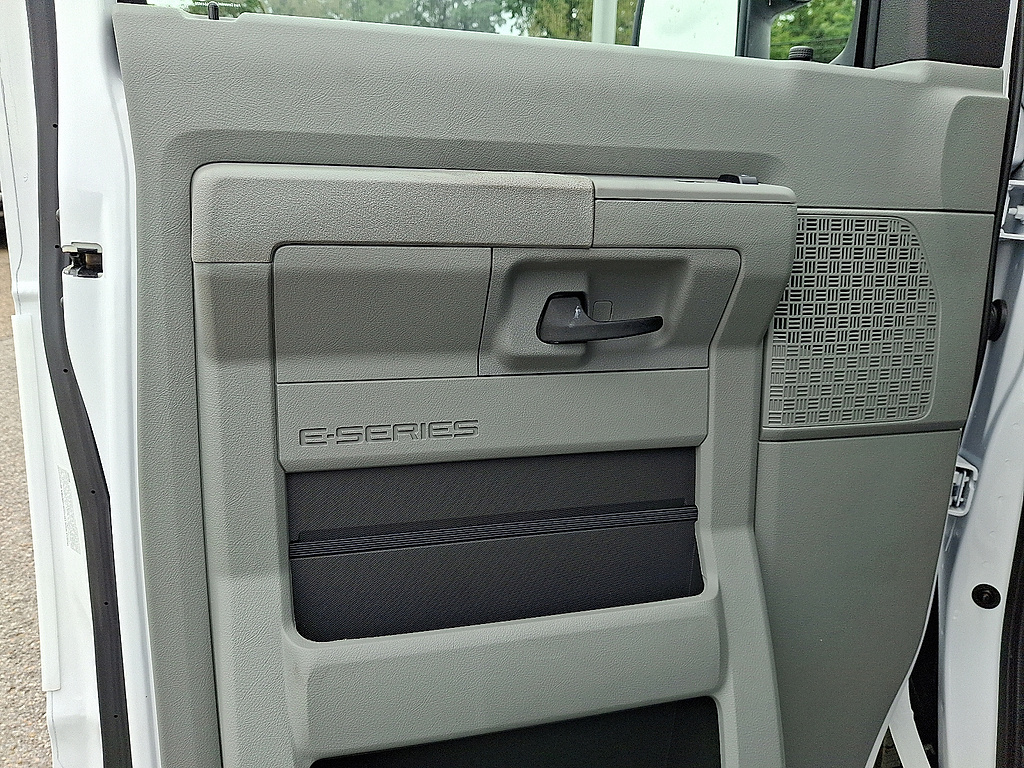 2027 Ford E-Series Cutaway E-350 SRW 138" WB Oxford White at Woltz & Wind Ford