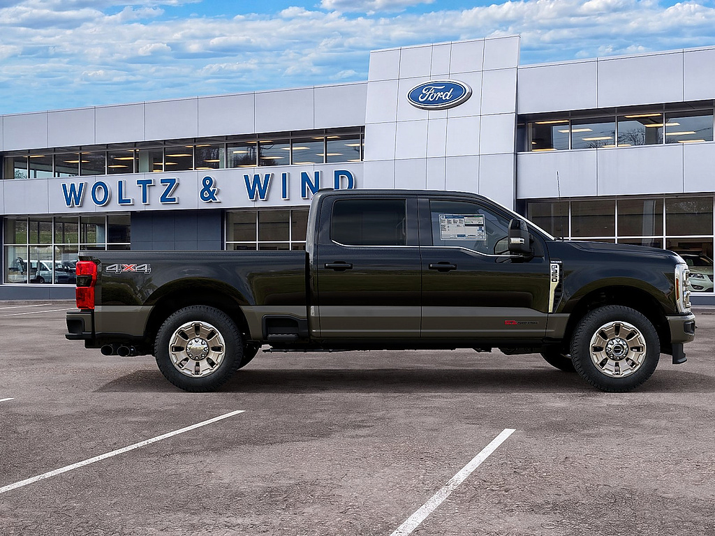 2027 Ford Super Duty F-350 SRW photo 5 of 22