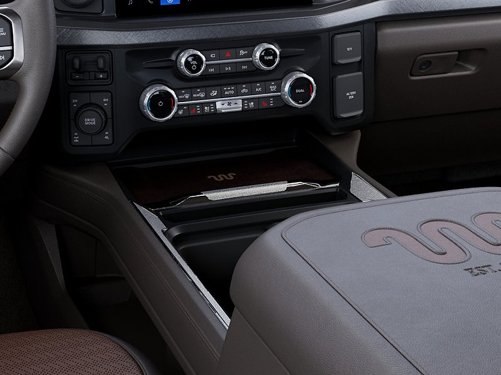 2027 Ford Super Duty F-350 SRW photo 15 of 22