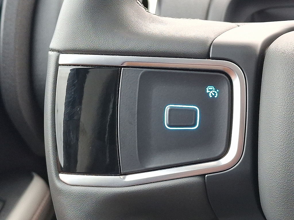 2025 Ford Expedition Active Star White Metallic Tri-Coat at Lake View Ford