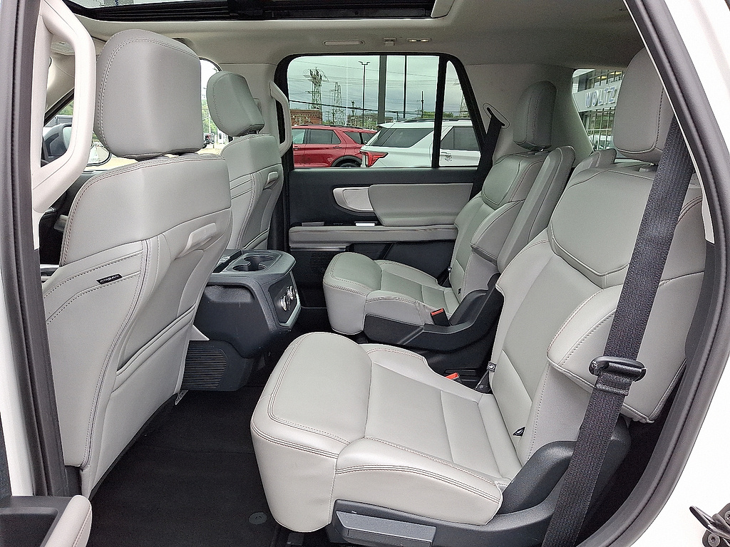 2025 Ford Expedition Active Star White Metallic Tri-Coat at Lake View Ford