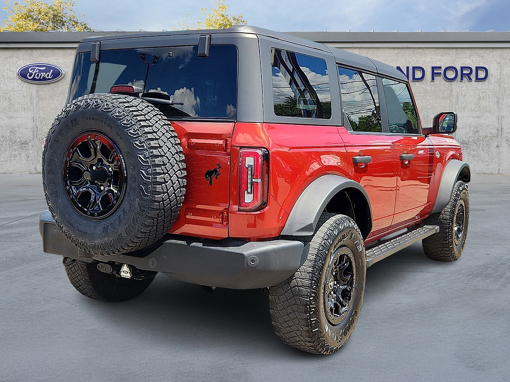 2024 Ford Bronco Wildtrak - 5