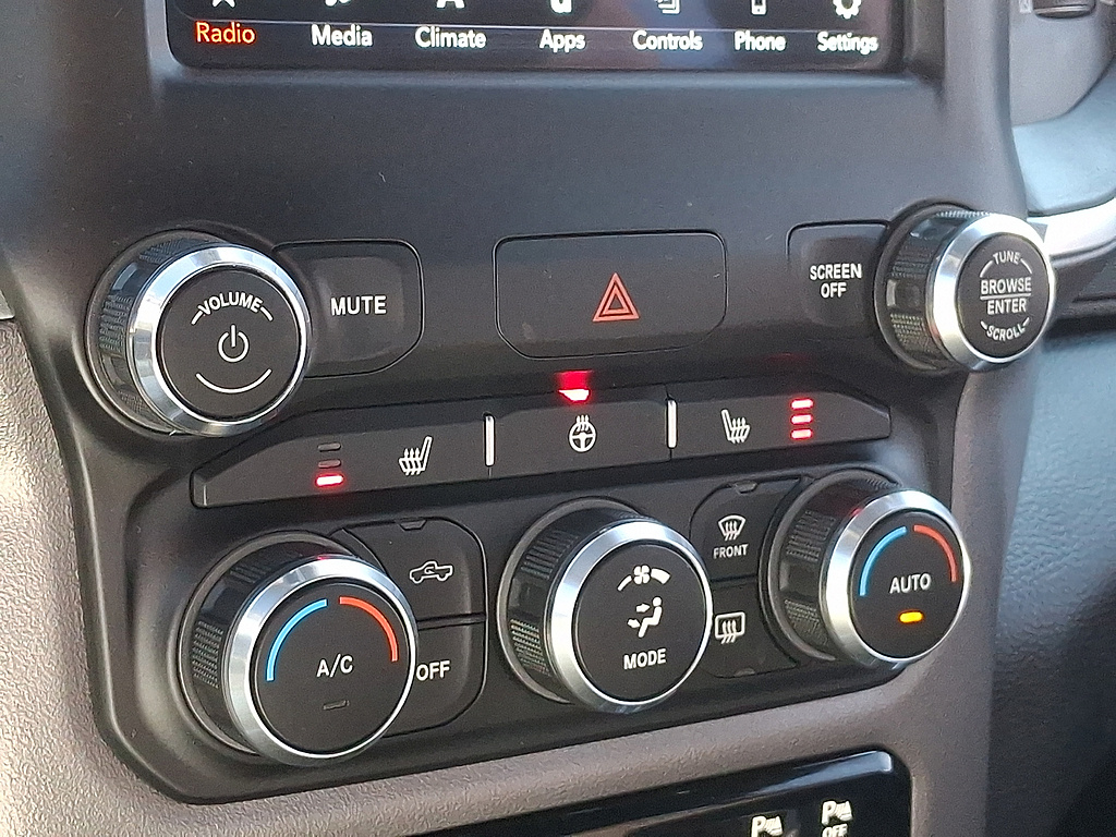 2021 Ram 1500 photo 15 of 31