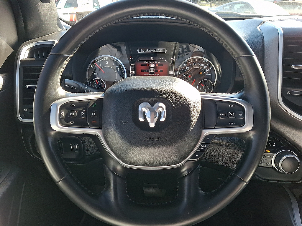 2021 Ram 1500 photo 18 of 31
