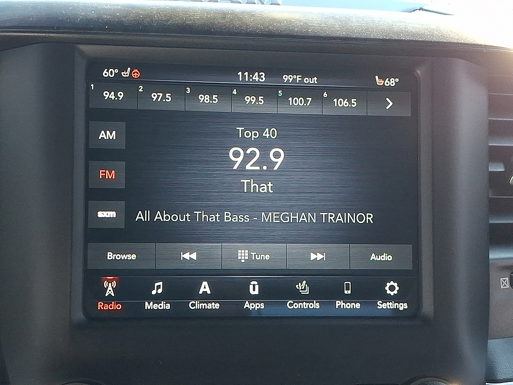 2021 Ram 1500 photo 16 of 31