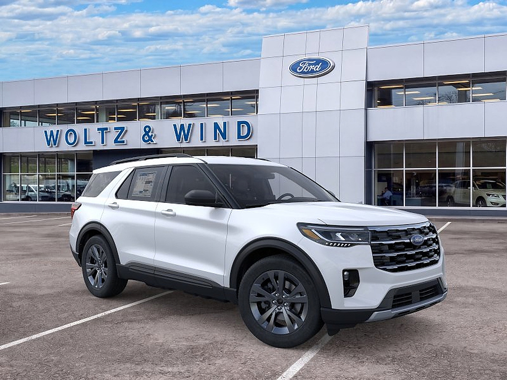 2026 Ford Explorer photo 7 of 23