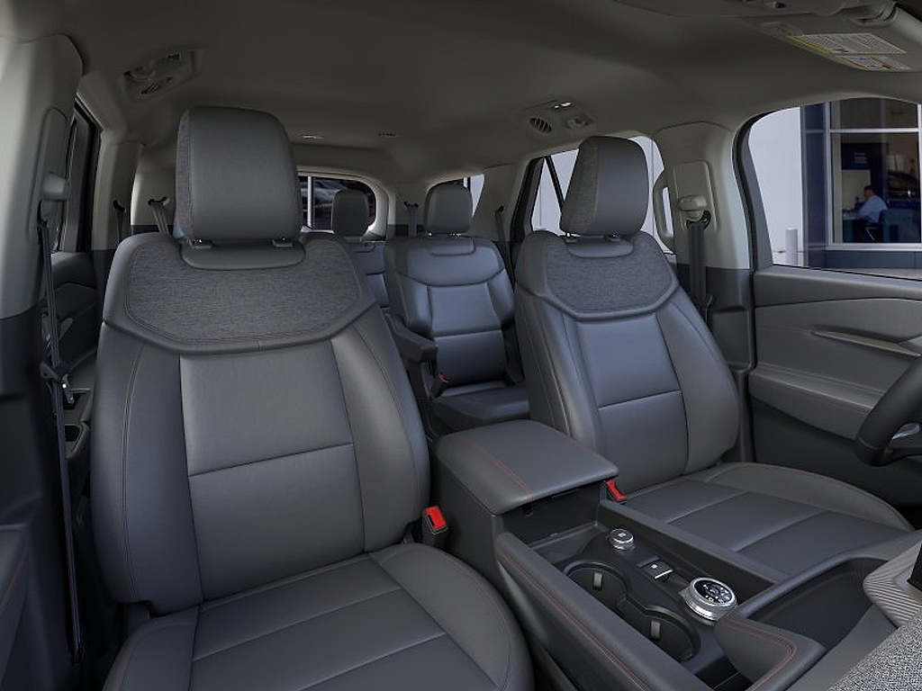 2026 Ford Explorer photo 10 of 23