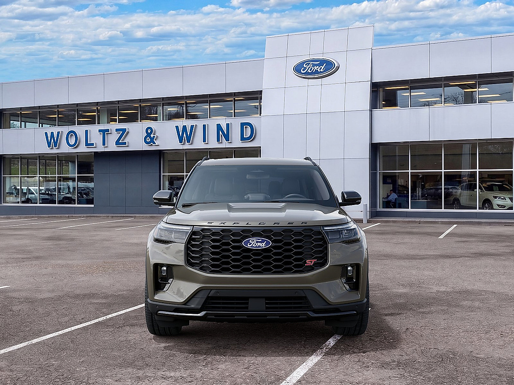 2027 Ford Explorer photo 3 of 23