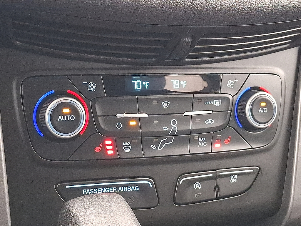 2019 Ford Escape SE Lightning Blue at Altoona Honda