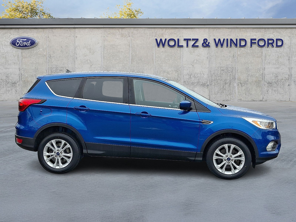 2019 Ford Escape SE Lightning Blue at Altoona Honda