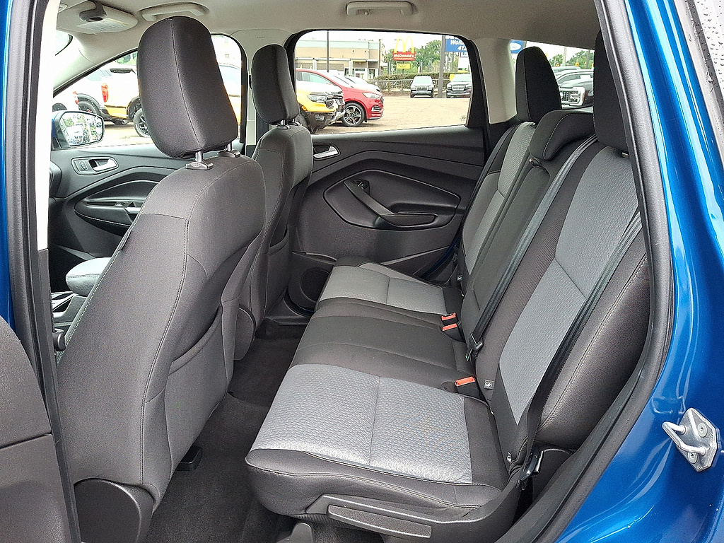 2019 Ford Escape SE Lightning Blue at Altoona Honda